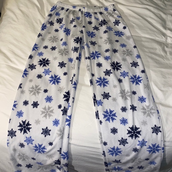 Joe fresh pyjama set - Picture 3 of 8